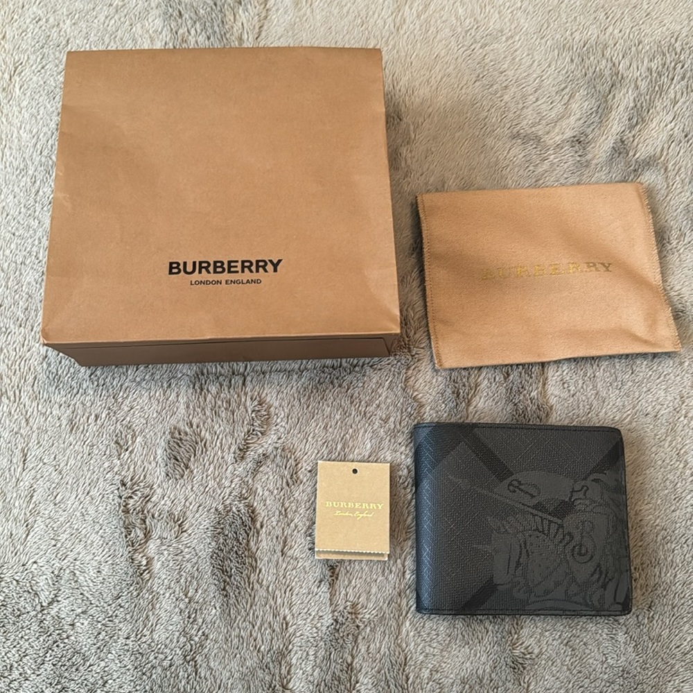 Burberry Knight Wallet
